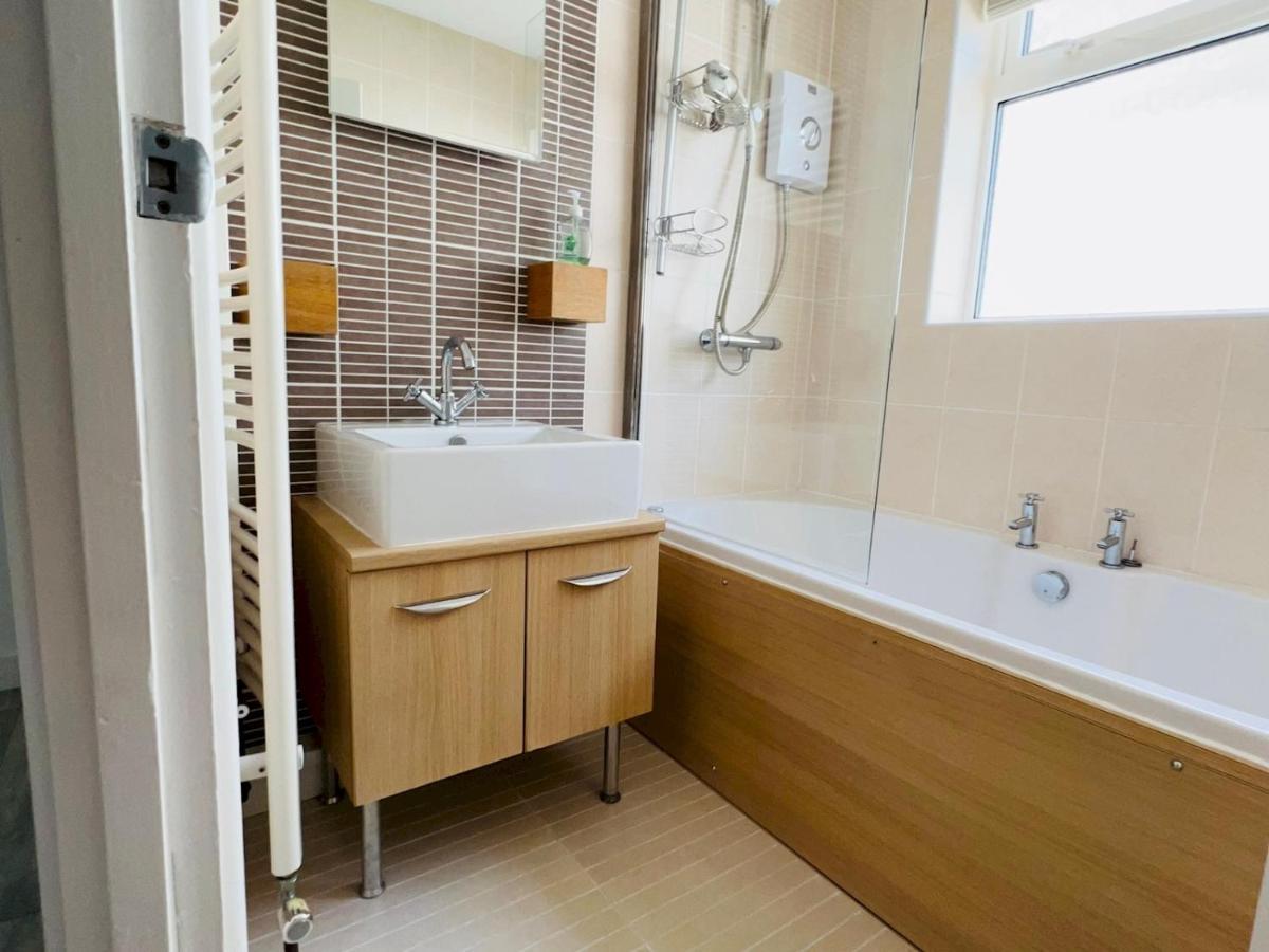 Pass The Keys Fabulous Beach Front Holiday Location Lydd Exterior foto