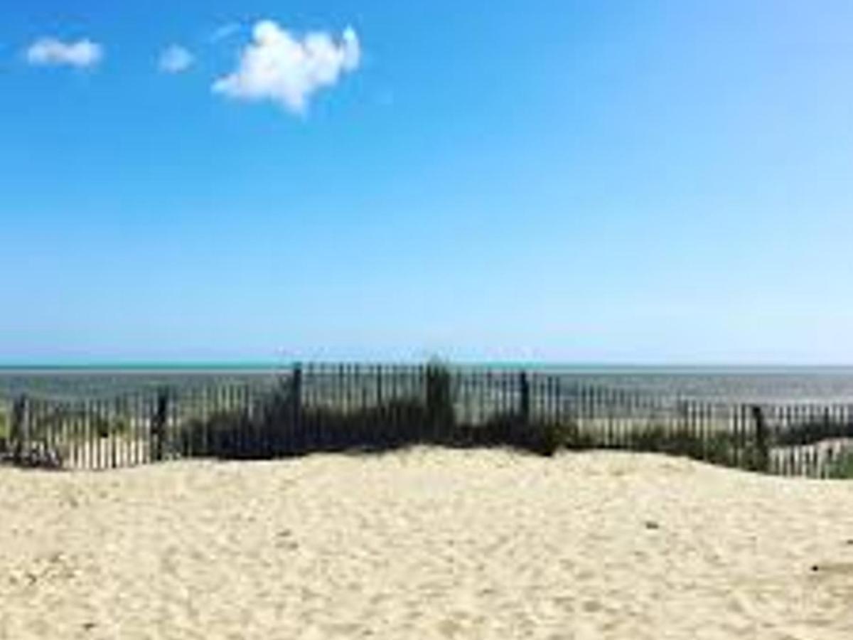 Pass The Keys Fabulous Beach Front Holiday Location Lydd Exterior foto
