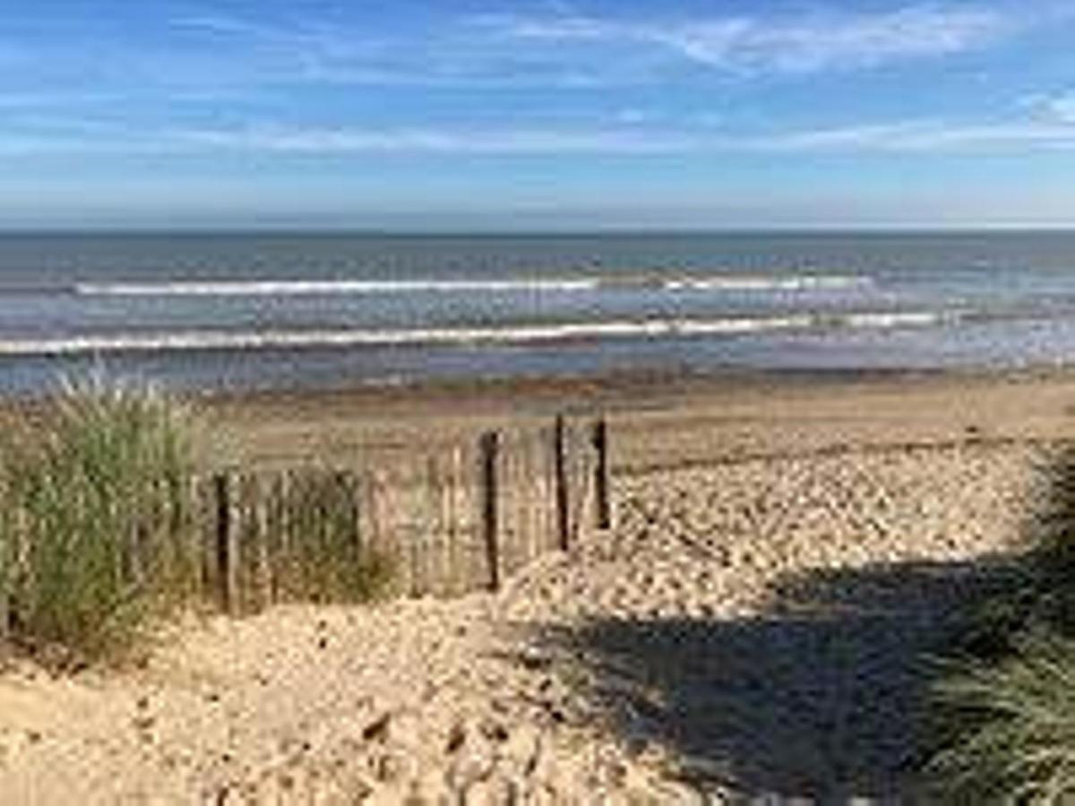 Pass The Keys Fabulous Beach Front Holiday Location Lydd Exterior foto